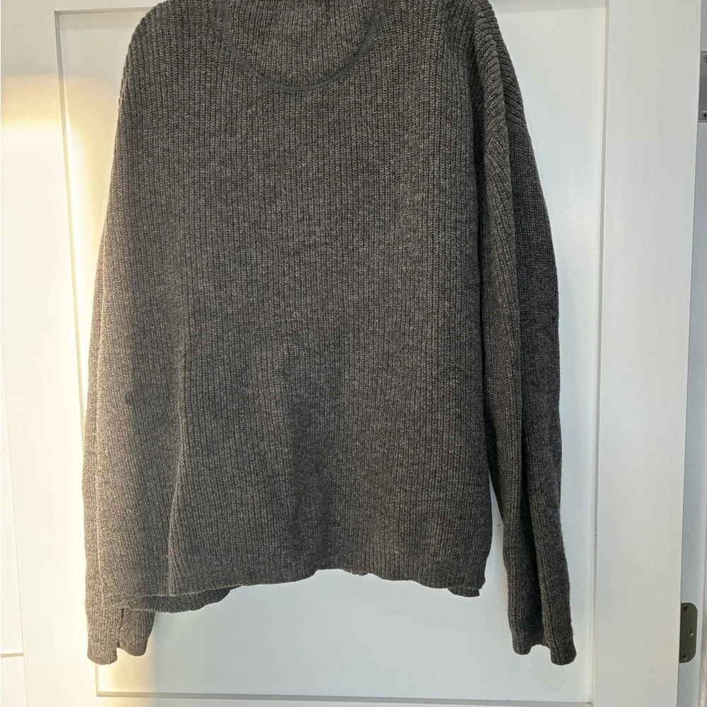 Eddie Bauer Wool sweater - Picture 3 of 3